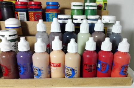 Citadel paint in dropper bottles